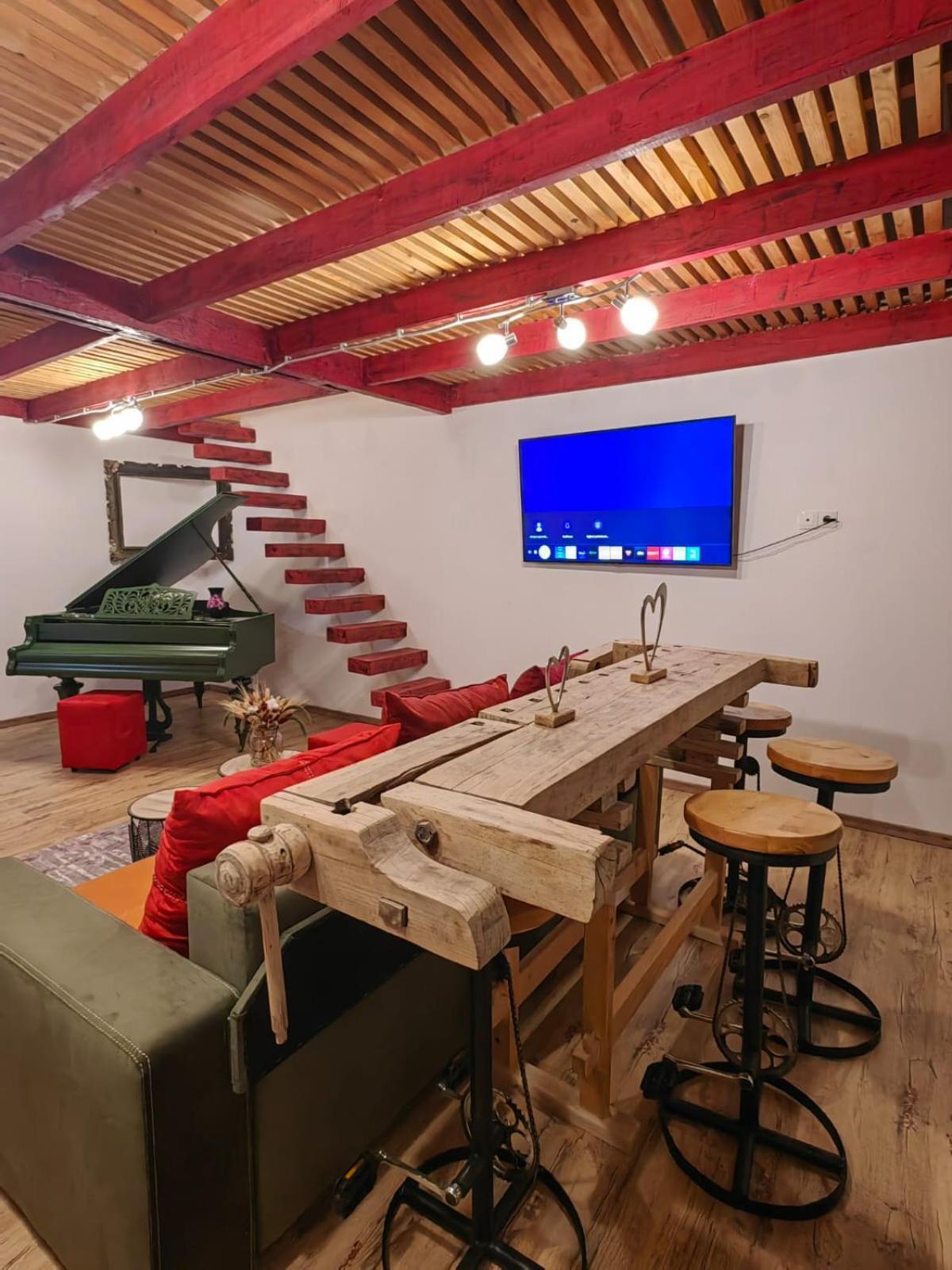 Casa Anne Boutique Hotel Brasov Exterior photo